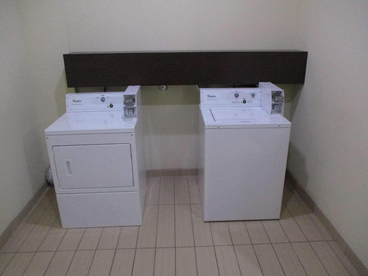 Best Western St. Louis Airport North Hotel & Suites Hazelwood Εξωτερικό φωτογραφία