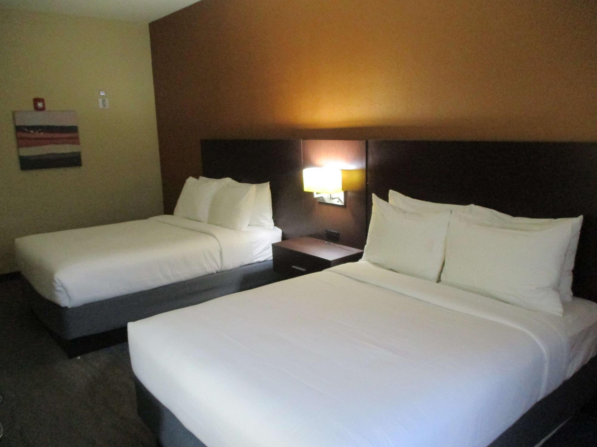 Best Western St. Louis Airport North Hotel & Suites Hazelwood Εξωτερικό φωτογραφία