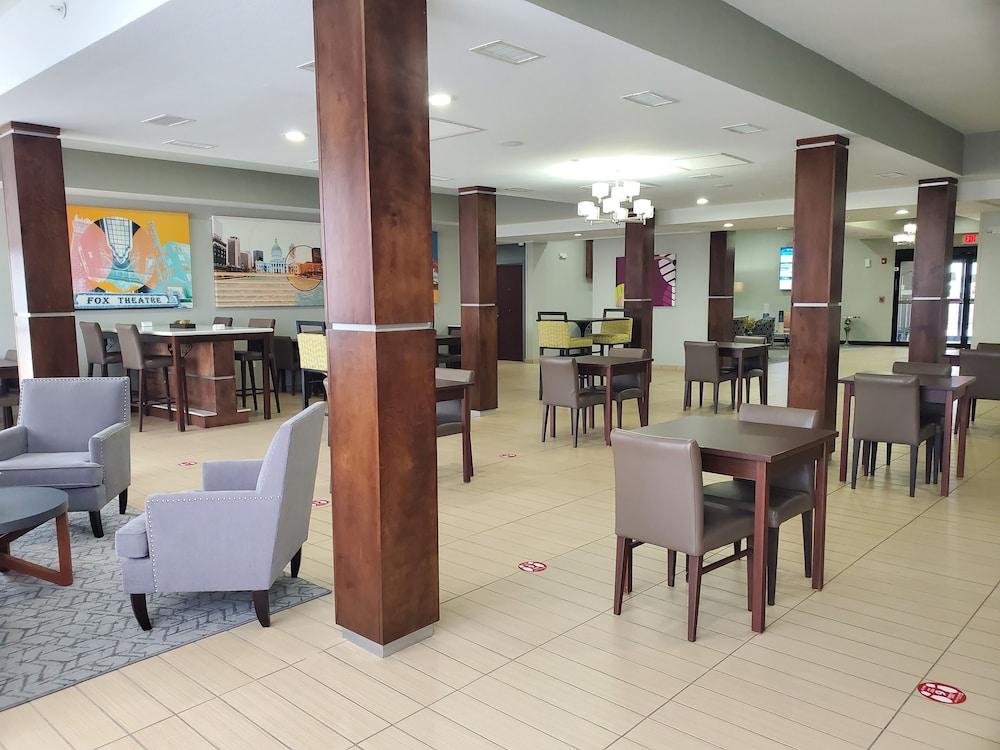 Best Western St. Louis Airport North Hotel & Suites Hazelwood Εξωτερικό φωτογραφία