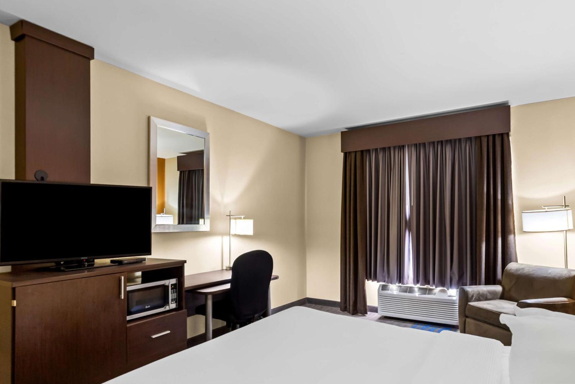 Best Western St. Louis Airport North Hotel & Suites Hazelwood Εξωτερικό φωτογραφία