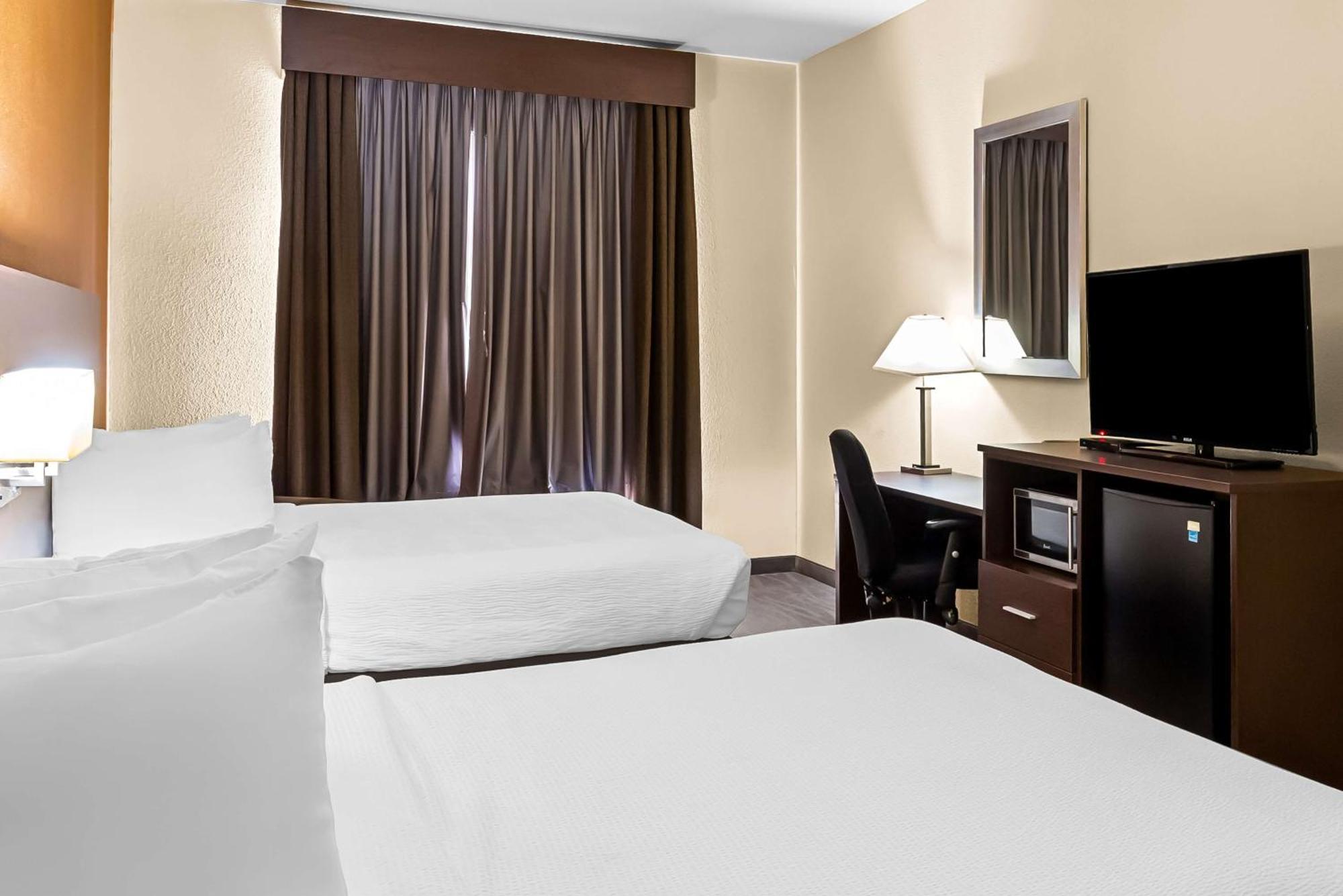 Best Western St. Louis Airport North Hotel & Suites Hazelwood Εξωτερικό φωτογραφία