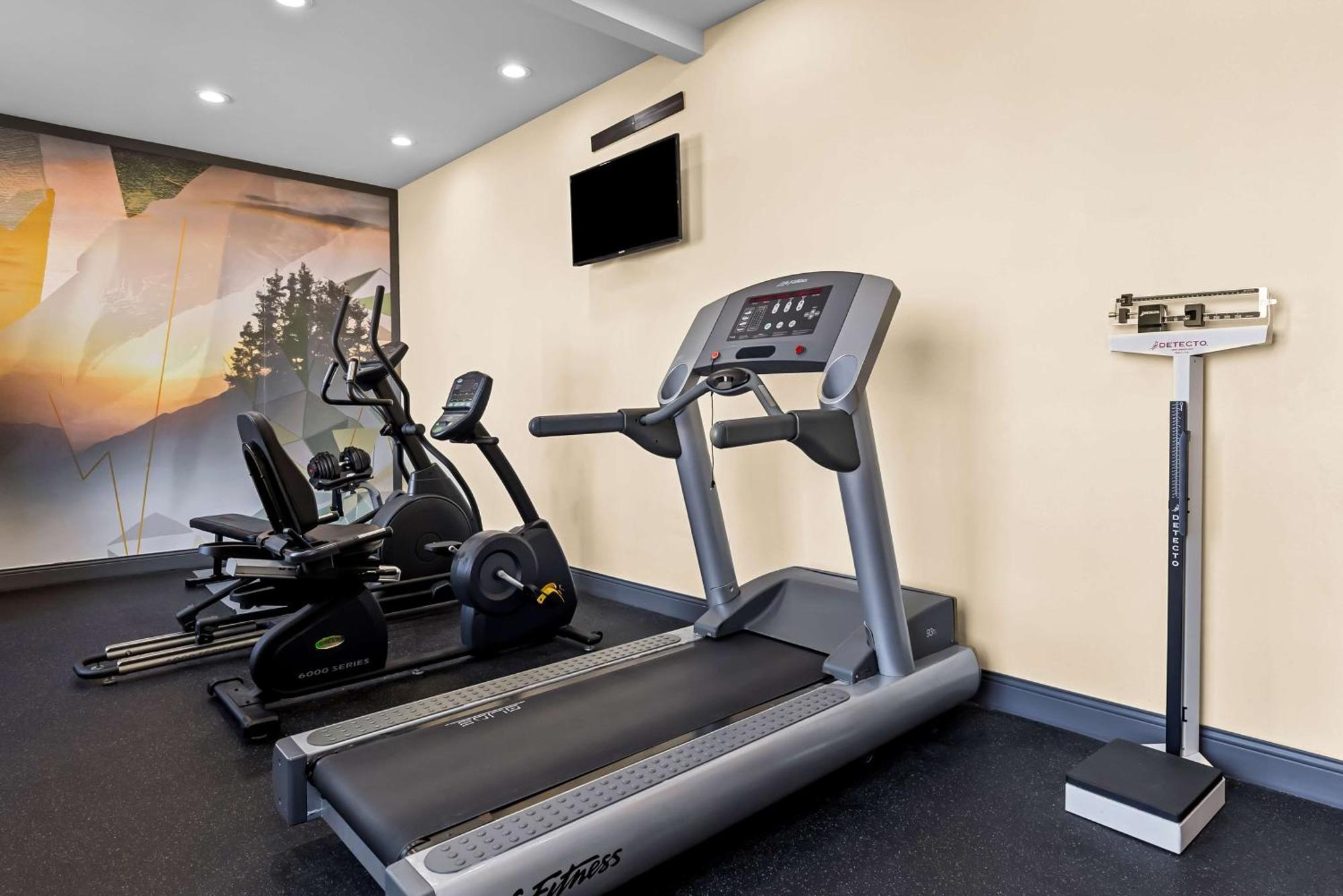 Best Western St. Louis Airport North Hotel & Suites Hazelwood Εξωτερικό φωτογραφία