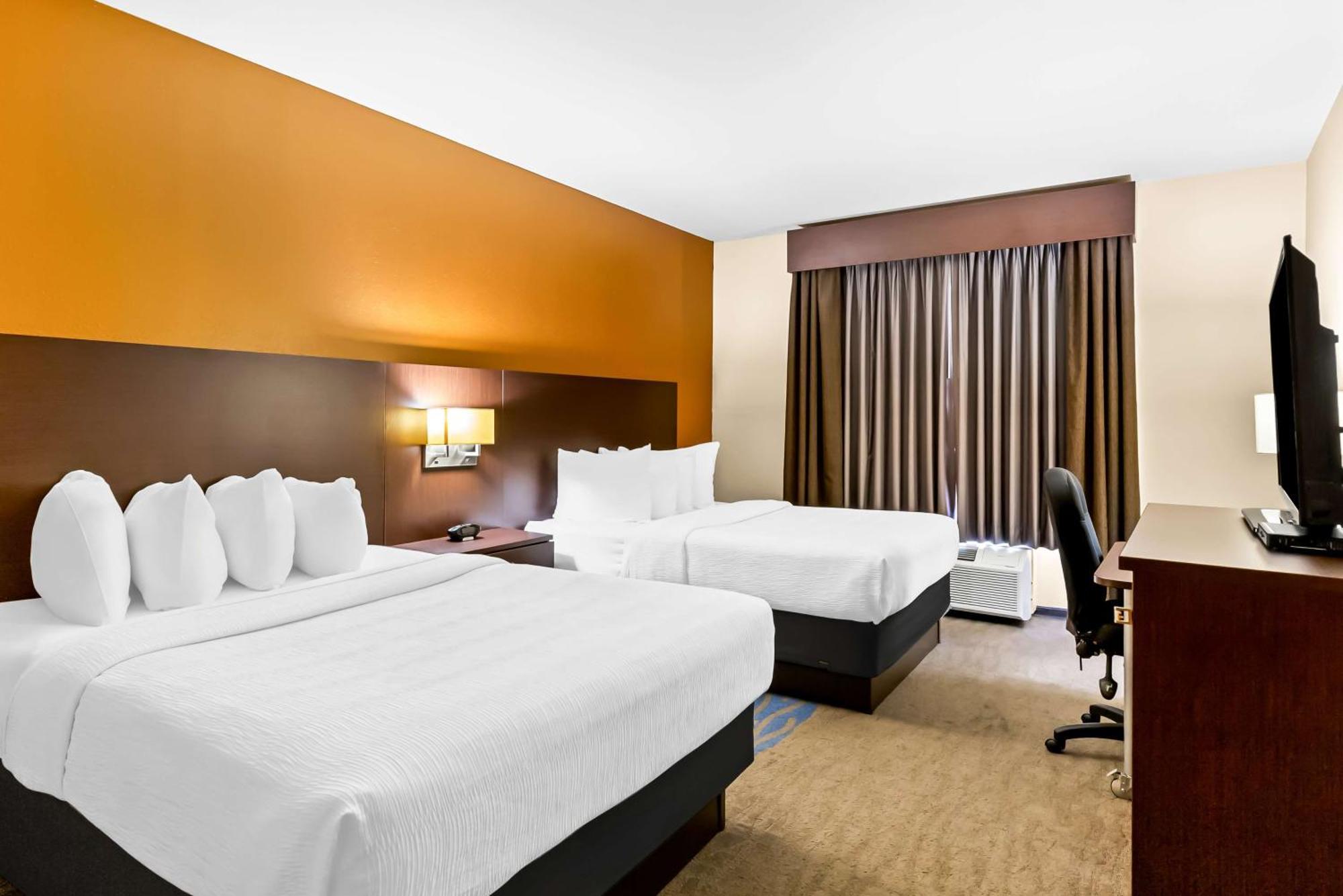 Best Western St. Louis Airport North Hotel & Suites Hazelwood Εξωτερικό φωτογραφία