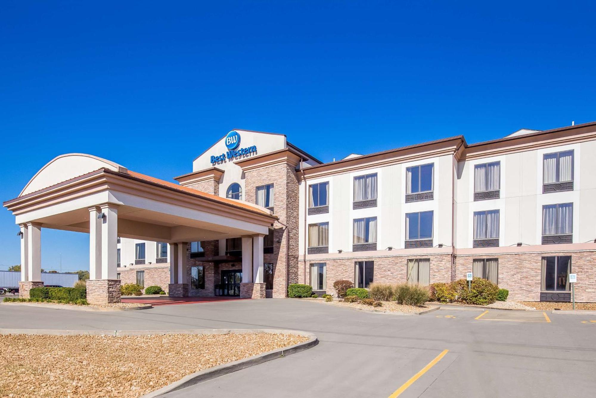 Best Western St. Louis Airport North Hotel & Suites Hazelwood Εξωτερικό φωτογραφία