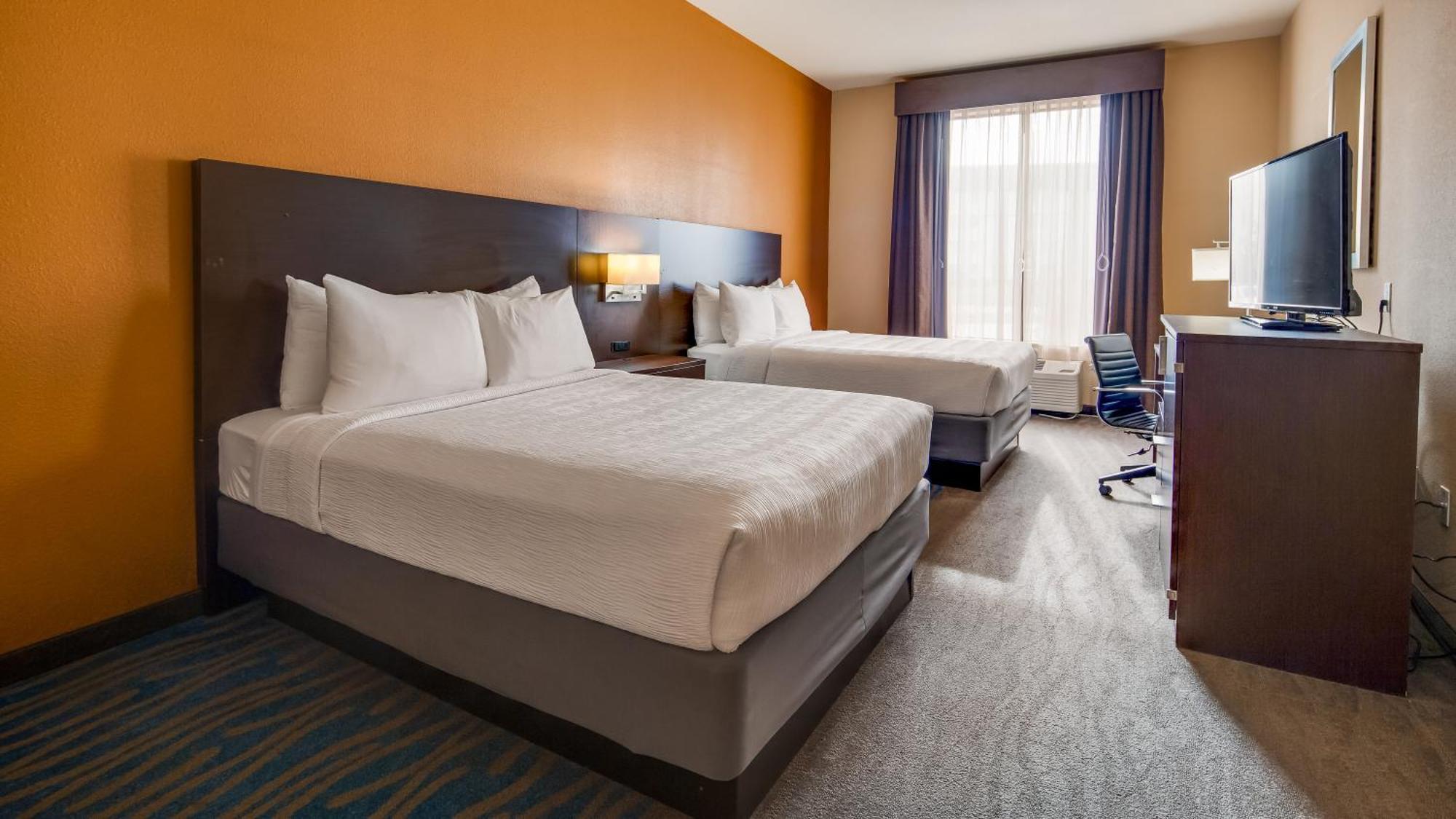 Best Western St. Louis Airport North Hotel & Suites Hazelwood Εξωτερικό φωτογραφία