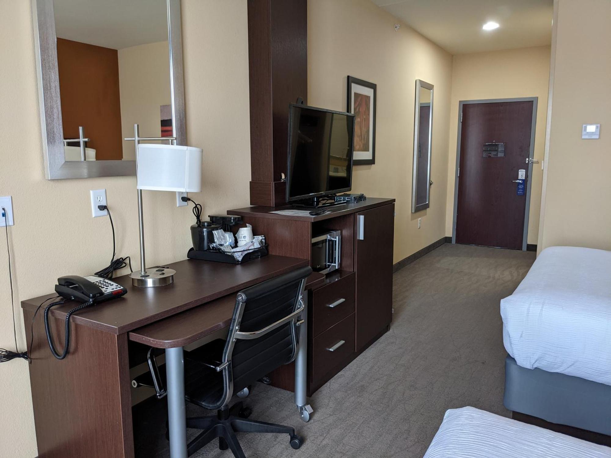 Best Western St. Louis Airport North Hotel & Suites Hazelwood Εξωτερικό φωτογραφία